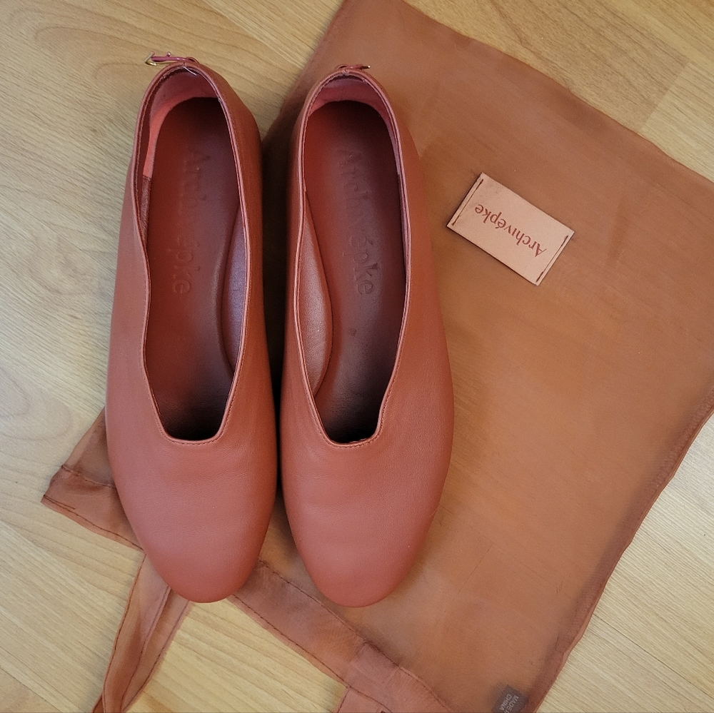 Archivepke Flats Size 7